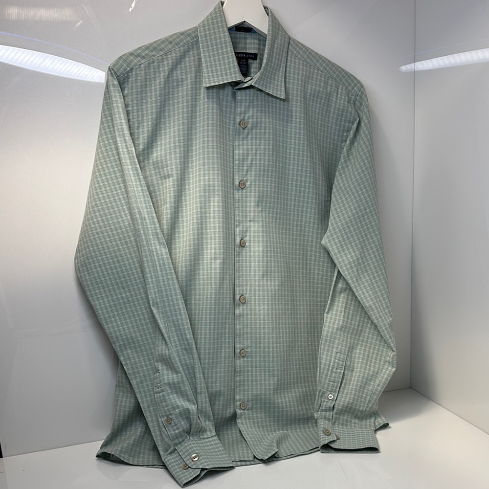Van Heusen Light Green Plaid Button Down Shirt